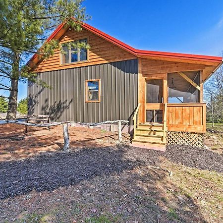 Honey House Cabin - A Quiet Countryside Retreat! Nappanee Bagian luar foto